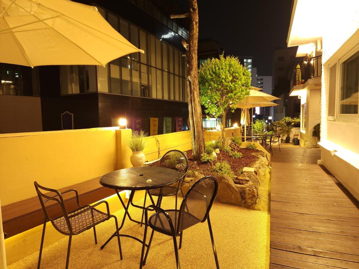 Oyo Myeongdong 5 Lodge Seoul Eksteriør billede